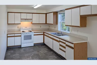 224 C St, Independence, OR 97351 - Photo 19