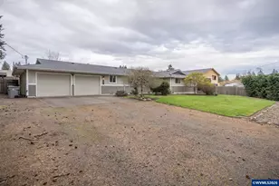 2005 Bloom Ln NW, Albany, OR 97321 - Photo 3