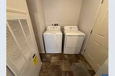 1220 Monmouth St #14, Independence, OR 97351 - Photo 27