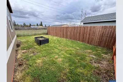 1220 Monmouth St #14, Independence, OR 97351 - Photo 29