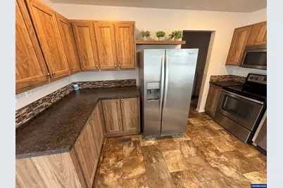 1220 Monmouth St #14, Independence, OR 97351 - Photo 7