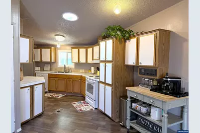 4397 Bren Lp NE, Salem, OR 97305 - Photo 11