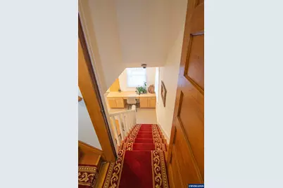 340 NW 7th St, Corvallis, OR 97330 - Photo 17