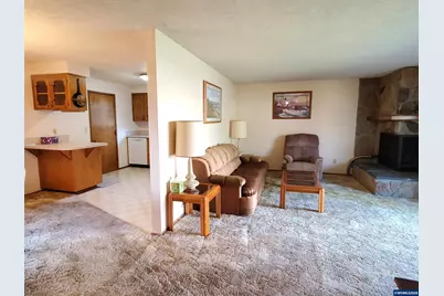 1975 Breakwood Cir SE, Albany, OR 97322 - Photo 13