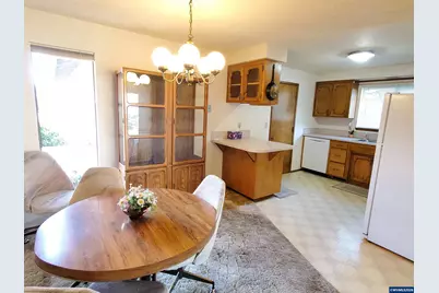 1975 Breakwood Cir SE, Albany, OR 97322 - Photo 7