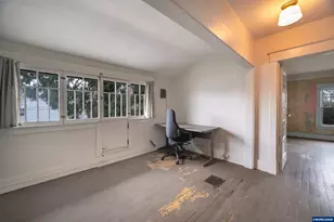 995 Capitol St NE, Salem, OR 97301 - Photo 23