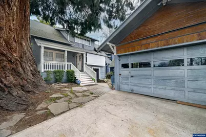 995 Capitol St NE, Salem, OR 97301 - Photo 9