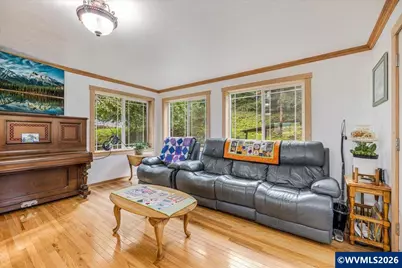 2398 Cole Rd S, Salem, OR 97306 - Photo 13