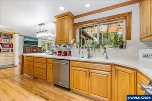 2398 Cole Rd S, Salem, OR 97306 - Photo 9