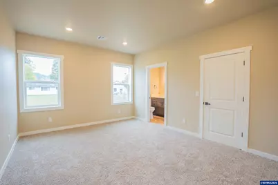 4537 Live Oak St, Sweet Home, OR 97386 - Photo 5