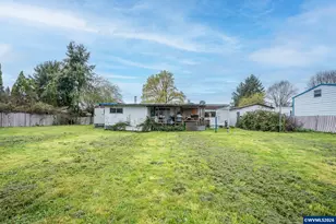 37174 Pony Rd, Lebanon, OR 97355 - Photo 13