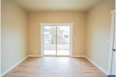 4527 Live Oak St, Sweet Home, OR 97386 - Photo 9