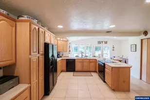 7881 Terrance Ln SE, Aumsville, OR 97325 - Photo 9