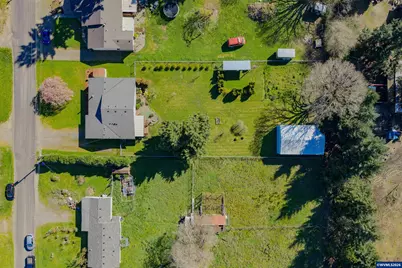 7881 Terrance Ln SE, Aumsville, OR 97325 - Photo 3