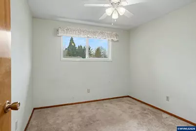 555 Sacre Ln N, Monmouth, OR 97361 - Photo 25