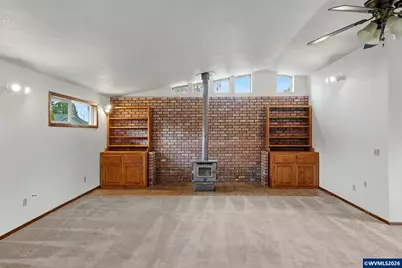 555 Sacre Ln N, Monmouth, OR 97361 - Photo 15