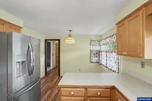 555 Sacre Ln N, Monmouth, OR 97361 - Photo 13