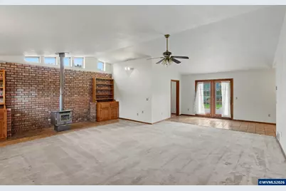 555 Sacre Ln N, Monmouth, OR 97361 - Photo 17