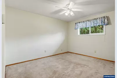 555 Sacre Ln N, Monmouth, OR 97361 - Photo 29