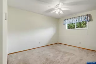 555 Sacre Ln N, Monmouth, OR 97361 - Photo 29
