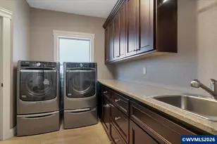 2074 Celeen Ave SE, Salem, OR 97302 - Photo 31