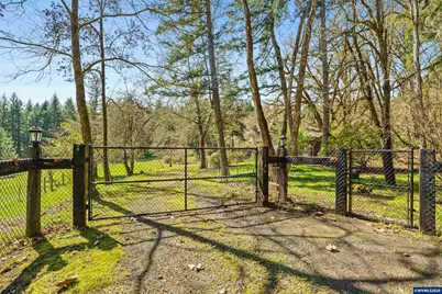 27494 S Boundary Rd, Corvallis, OR 97330 - Photo 37