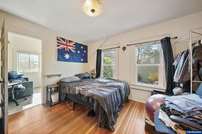 227 SW 7th St, Corvallis, OR 97333 - Photo 23