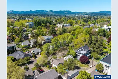 227 SW 7th St, Corvallis, OR 97333 - Photo 33
