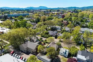 227 SW 7th St, Corvallis, OR 97333 - Photo 29