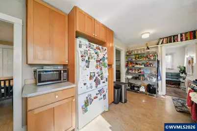 227 SW 7th St, Corvallis, OR 97333 - Photo 15