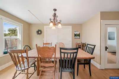 227 SW 7th St, Corvallis, OR 97333 - Photo 11