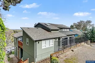 1450 Beaumont Dr NW, Salem, OR 97304 - Photo 3