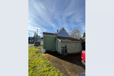 445 Wilson St S, Salem, OR 97302 - Photo 3