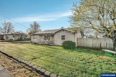 915 E Marquam St, Mount Angel, OR 97362 - Photo 27