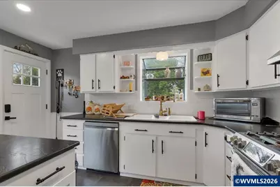 1113 Cottage St NE, Salem, OR 97301 - Photo 21