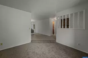 854 George St NW, Salem, OR 97304 - Photo 9