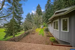 854 George St NW, Salem, OR 97304 - Photo 23