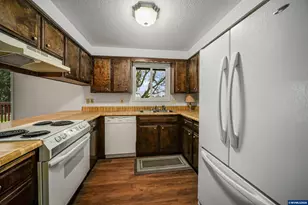 854 George St NW, Salem, OR 97304 - Photo 13