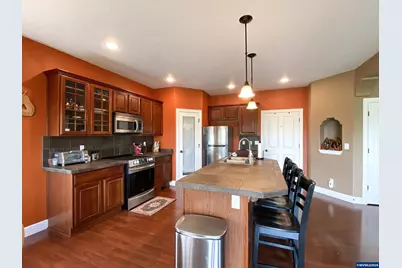 799 Morning Glory Dr, Independence, OR 97351 - Photo 21