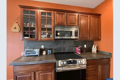 799 Morning Glory Dr, Independence, OR 97351 - Photo 23