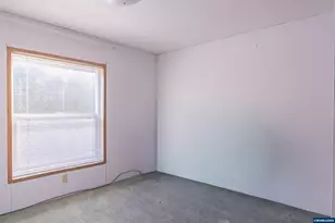 205 Boone Rd SE, Salem, OR 97306 - Photo 9