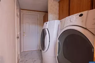 205 Boone Rd SE, Salem, OR 97306 - Photo 19