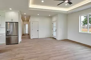 1281 Brown St, Woodburn, OR 97071 - Photo 3