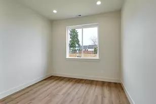 1281 Brown St, Woodburn, OR 97071 - Photo 29