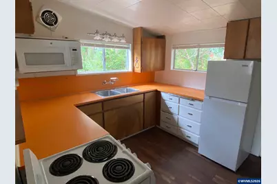 6721 Rhododendon Av, Lincoln Beach, OR 97388 - Photo 13
