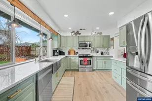 755 Ventura St N, Keizer, OR 97303 - Photo 19