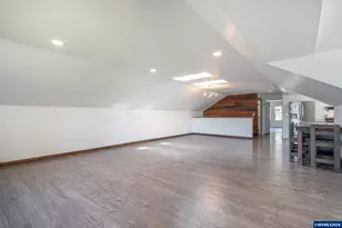 30626 W View Dr, Lebanon, OR 97355 - Photo 9