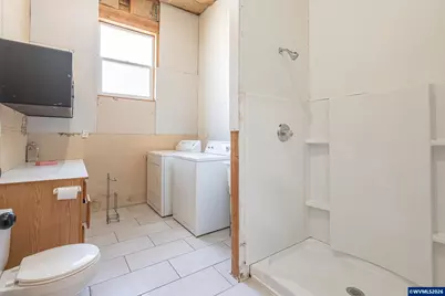 30626 W View Dr, Lebanon, OR 97355 - Photo 23