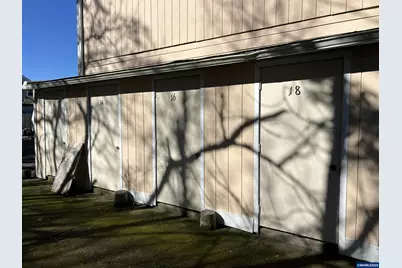 1920 Jefferson St SE, Albany, OR 97321 - Photo 3