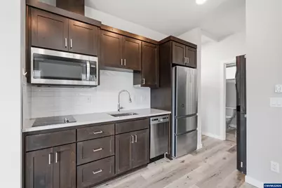 2042 Village Center Dr SE, Salem, OR 97302 - Photo 13